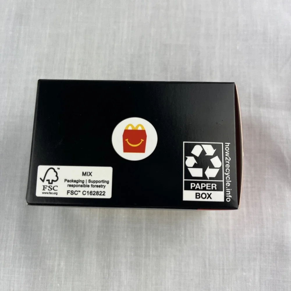 McDonald's Mario Kart 8 Deluxe #6 Gold Mario Happy Meal Toy Nintendo Collectible